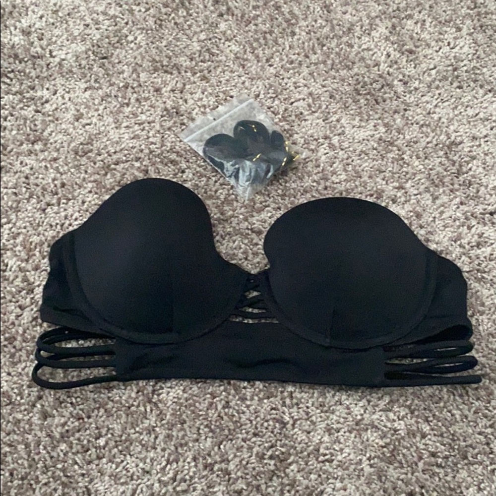 Black bikini top
